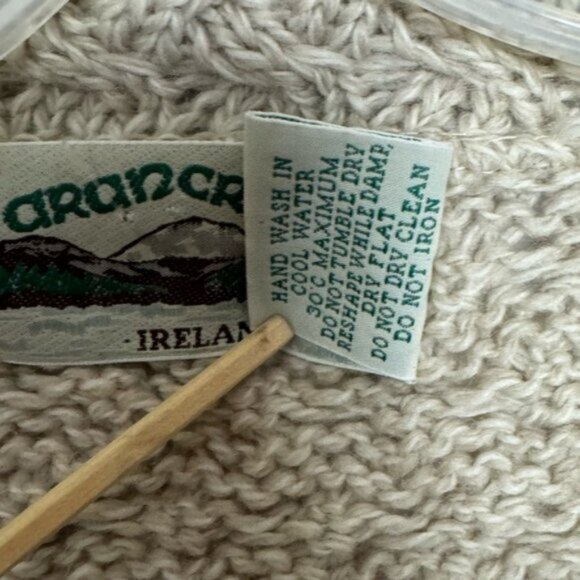 ARAN CRAFTS Ireland Wool Cable Knit Cardigan Sweater Knit Cozy Warm Tan Button L - Picture 11 of 16